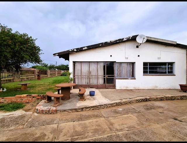 3 BEDROOM HOUSE FOR SALE IN RIVERSDALE